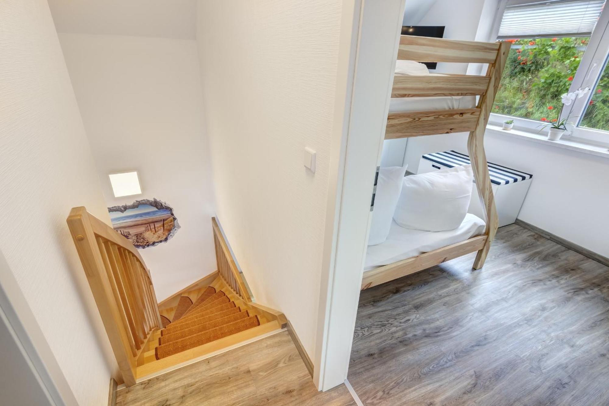 Haus Strandkoerv Mit Fass-Sauna Loddin Zewnętrze zdjęcie